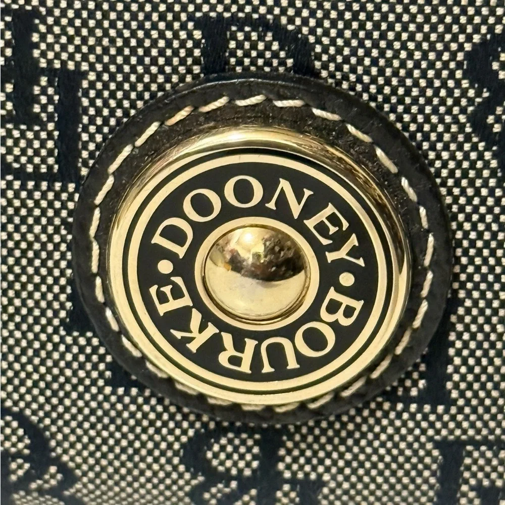 Dooney & Bourke Black and Gray Women's Bag in excellent condition